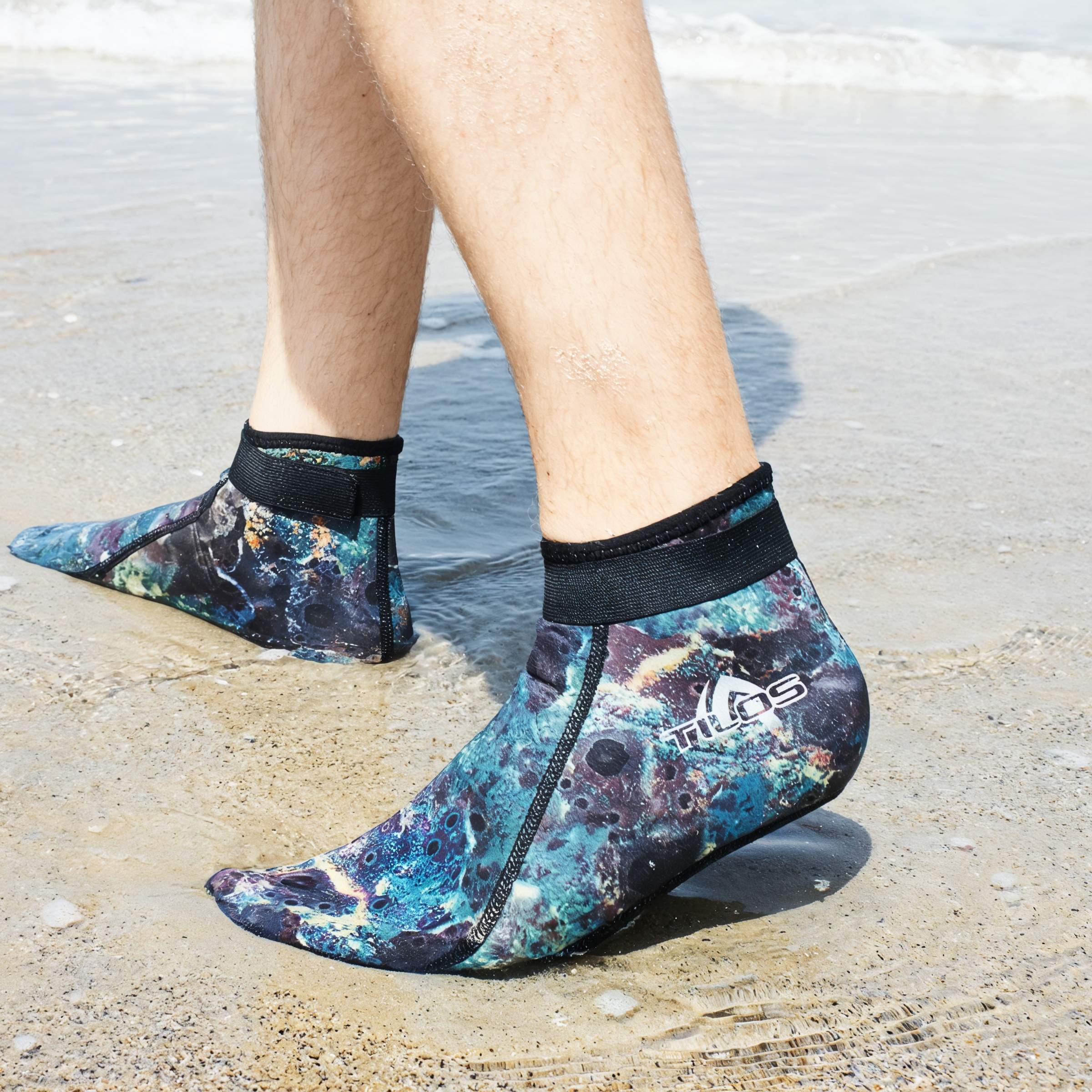 2mm Mid-High Top Socks w/ Velcro Straps