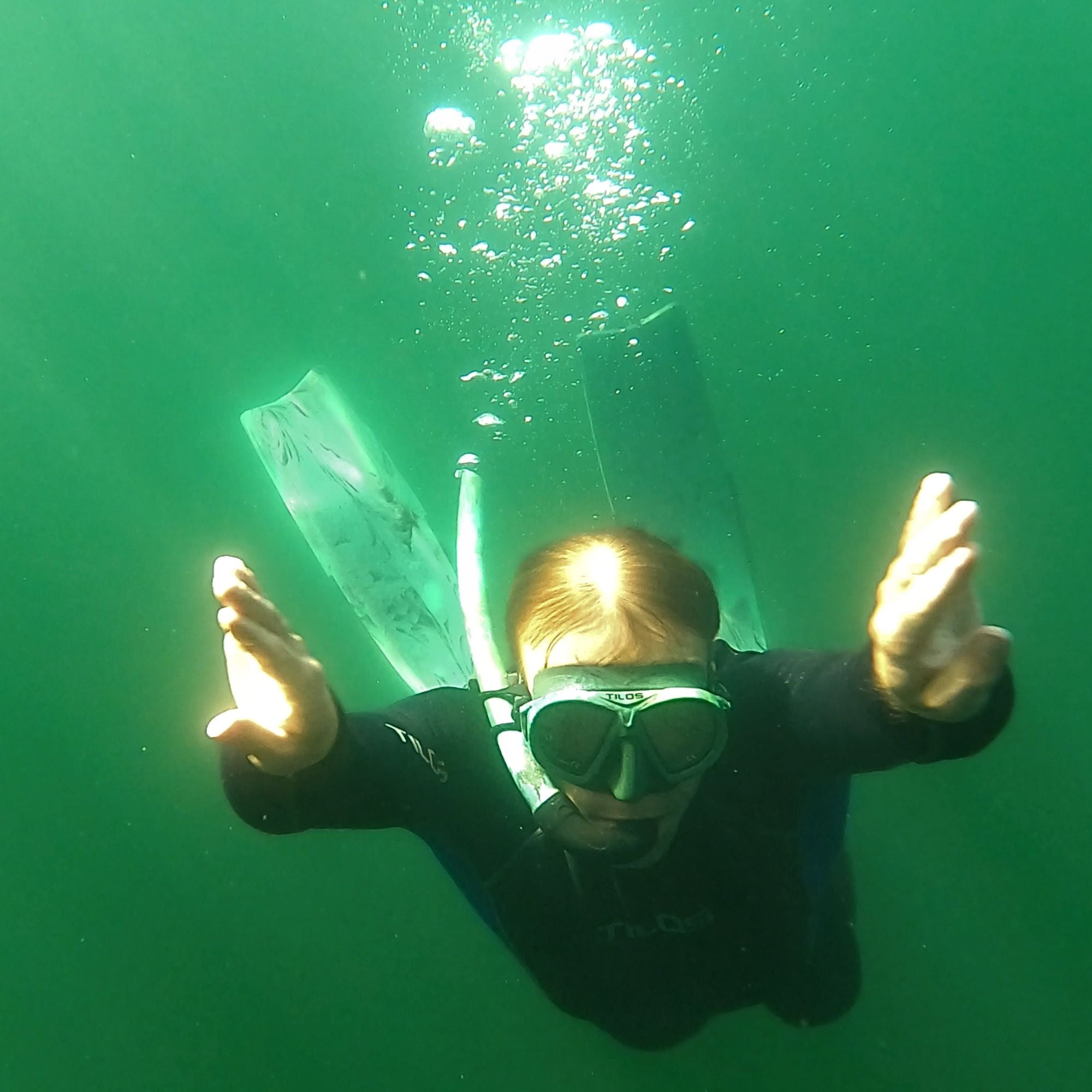 Aquastalk Mask, Spawn Semi-Dry Snorkel & Syryn Lightweight Freediving Fins Bundle